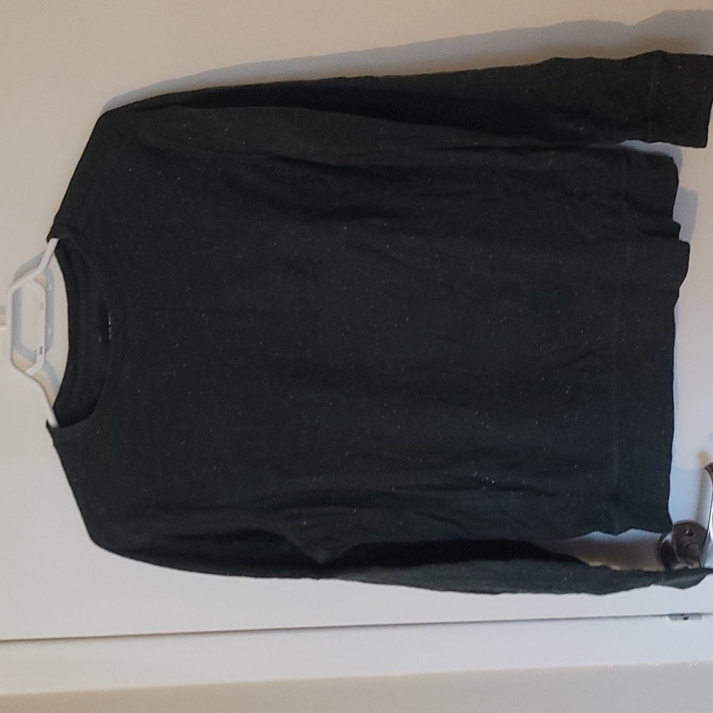 Club Monaco dark green long-sleeved